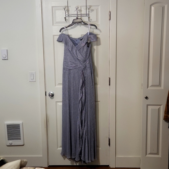 Xscape Formal Dress - Picture 1 of 3